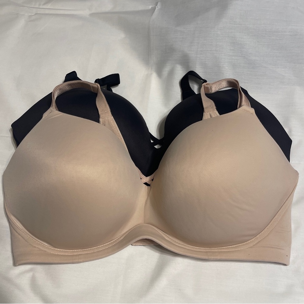 Lot of 2 Torrid Curve 42DDD bras black and tan padded wirefree wire free